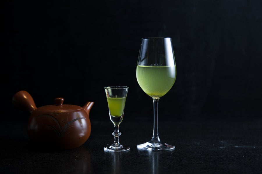 大塚園の冷たい白折茶 ~最後の一滴まで~