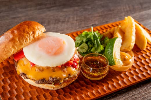 【数量限定】ハンバーガーガパオ