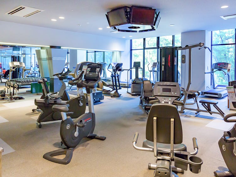 Fitness Hitotsuba Gym & Pool (Condominium)
