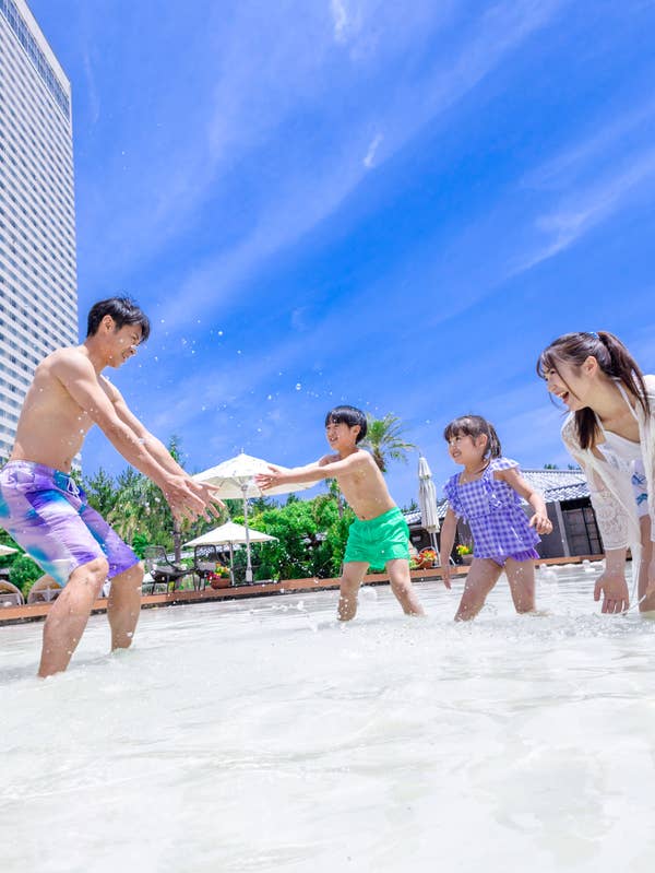 レイトサマー！【夏休みおすすめ情報】ガーデンプール9/27まで｜夏祭りビュッフェ｜BBQ